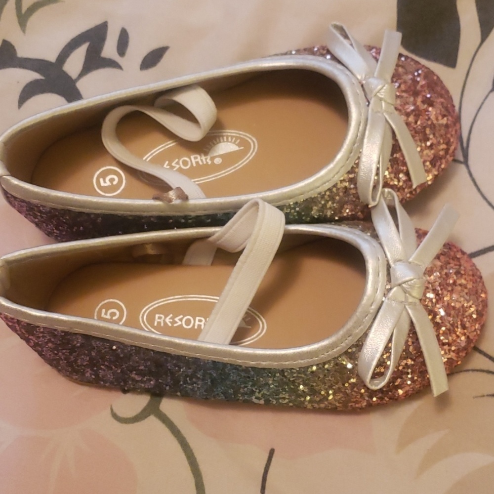 Toddler girl shoe